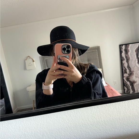 Phenix hat - Picture 3 of 4